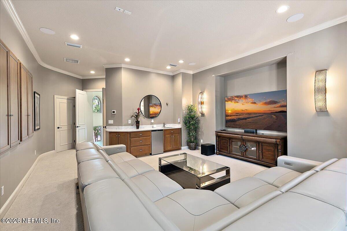 821 QUEENS HARBOR Boulevard