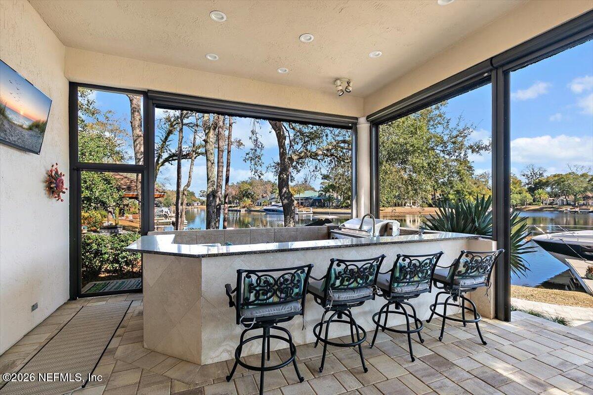 821 QUEENS HARBOR Boulevard