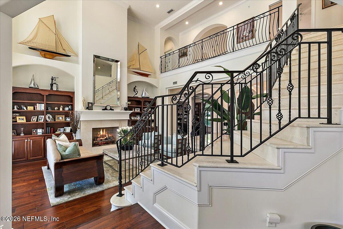 821 QUEENS HARBOR Boulevard