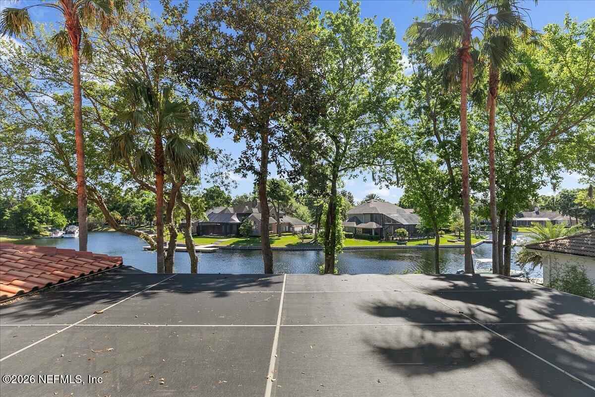 821 QUEENS HARBOR Boulevard