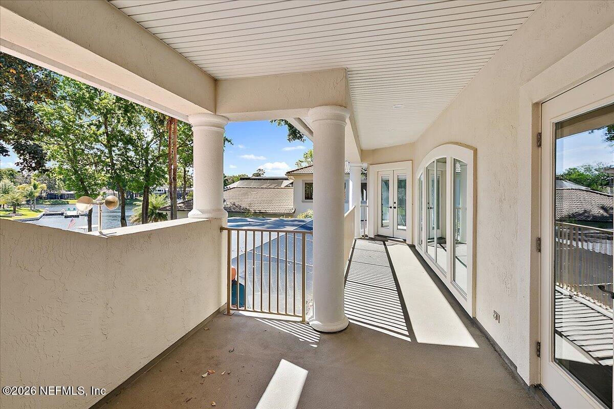 821 QUEENS HARBOR Boulevard