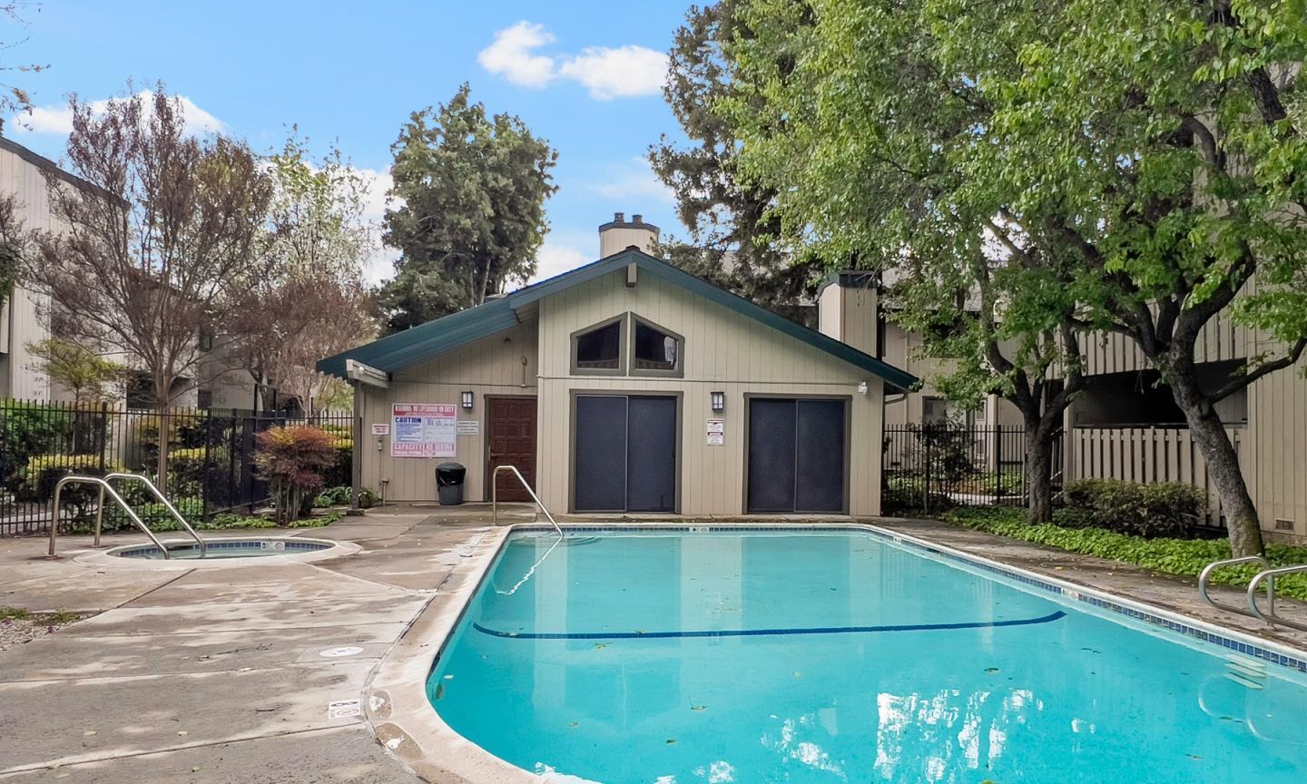 1467 Alma Loop