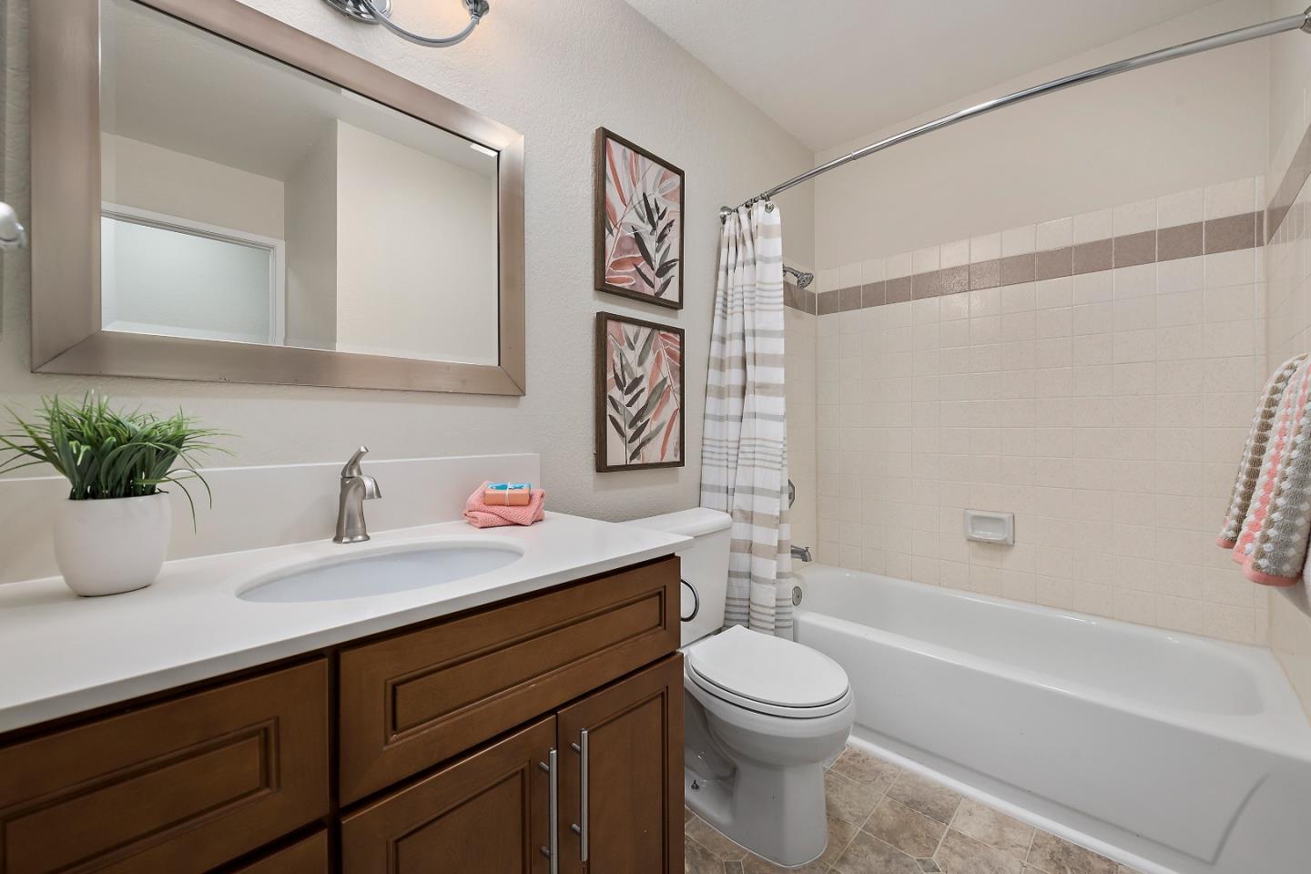 1467 Alma Loop