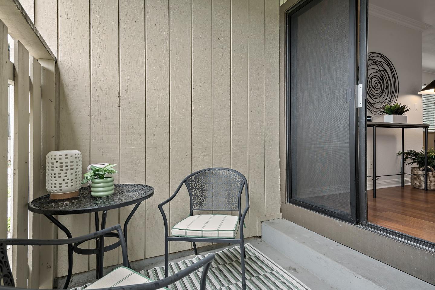 1467 Alma Loop