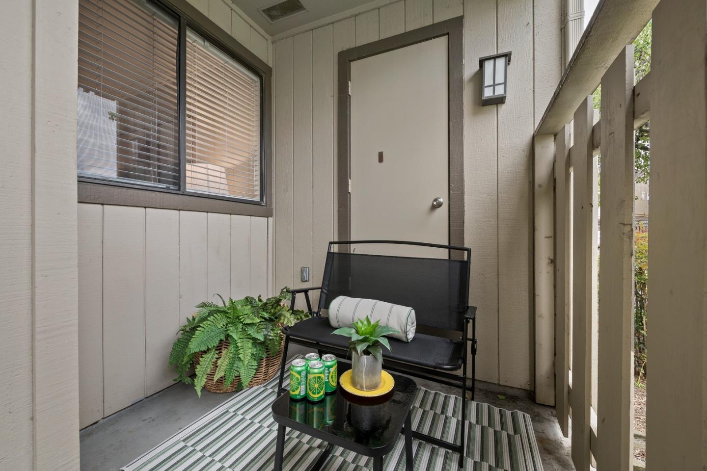 1467 Alma Loop