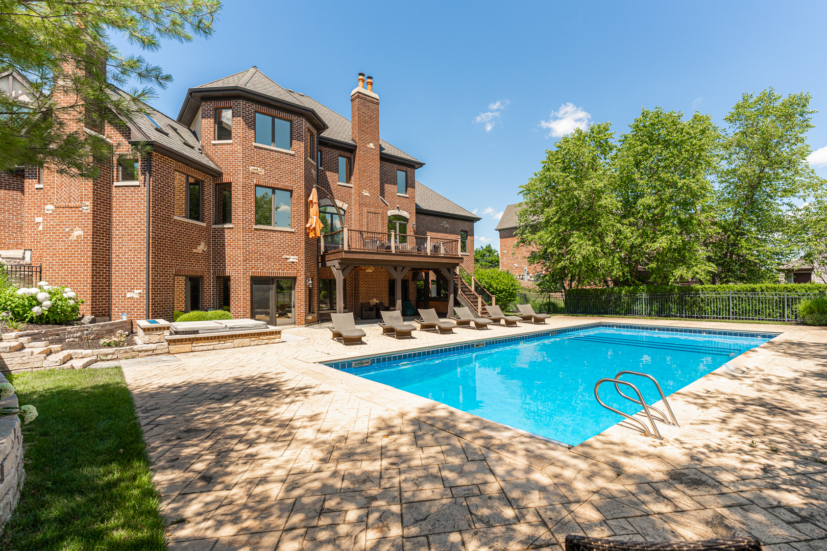 5N055 Prairie Lakes Boulevard