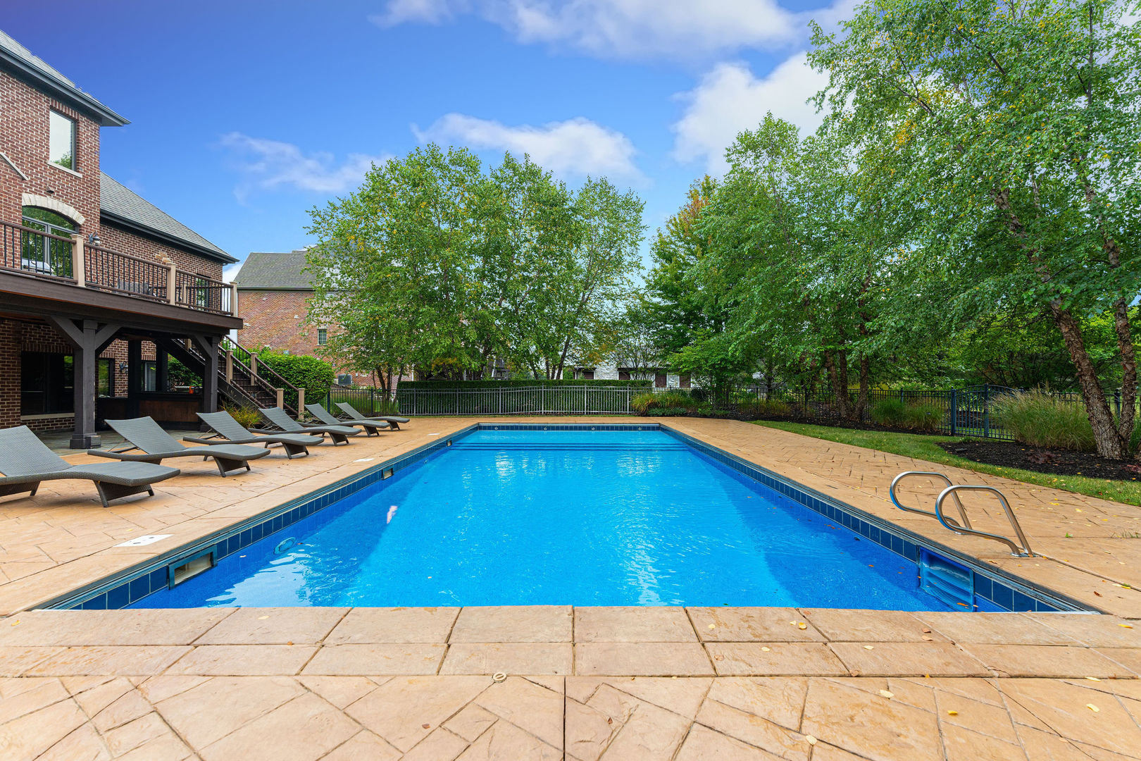 5N055 Prairie Lakes Boulevard