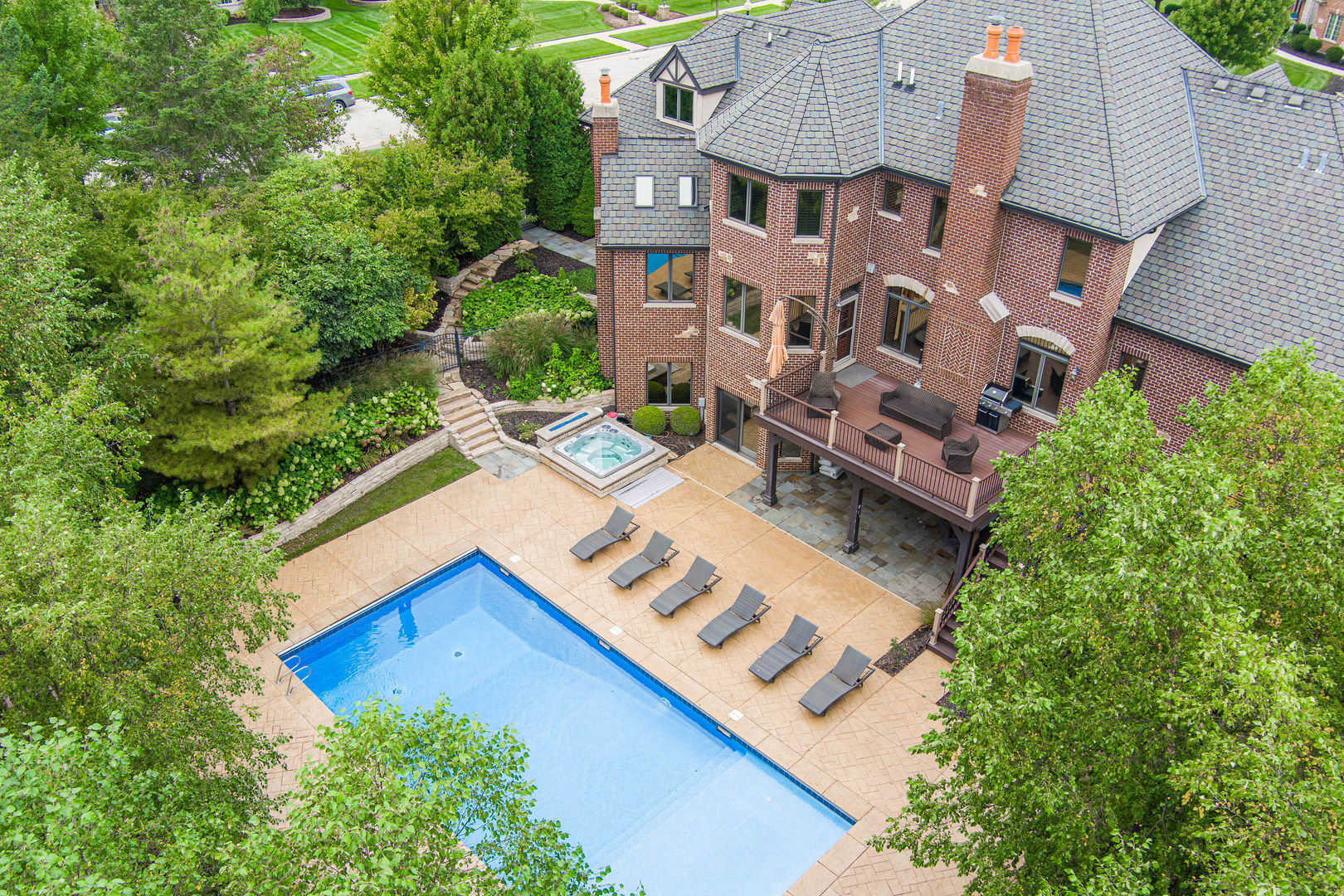 5N055 Prairie Lakes Boulevard