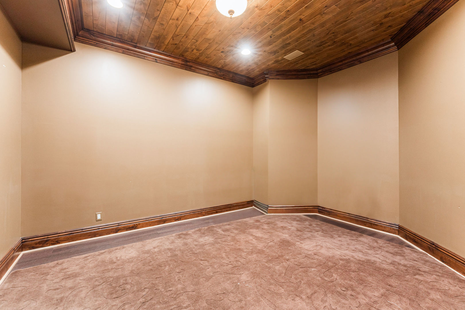 5N055 Prairie Lakes Boulevard