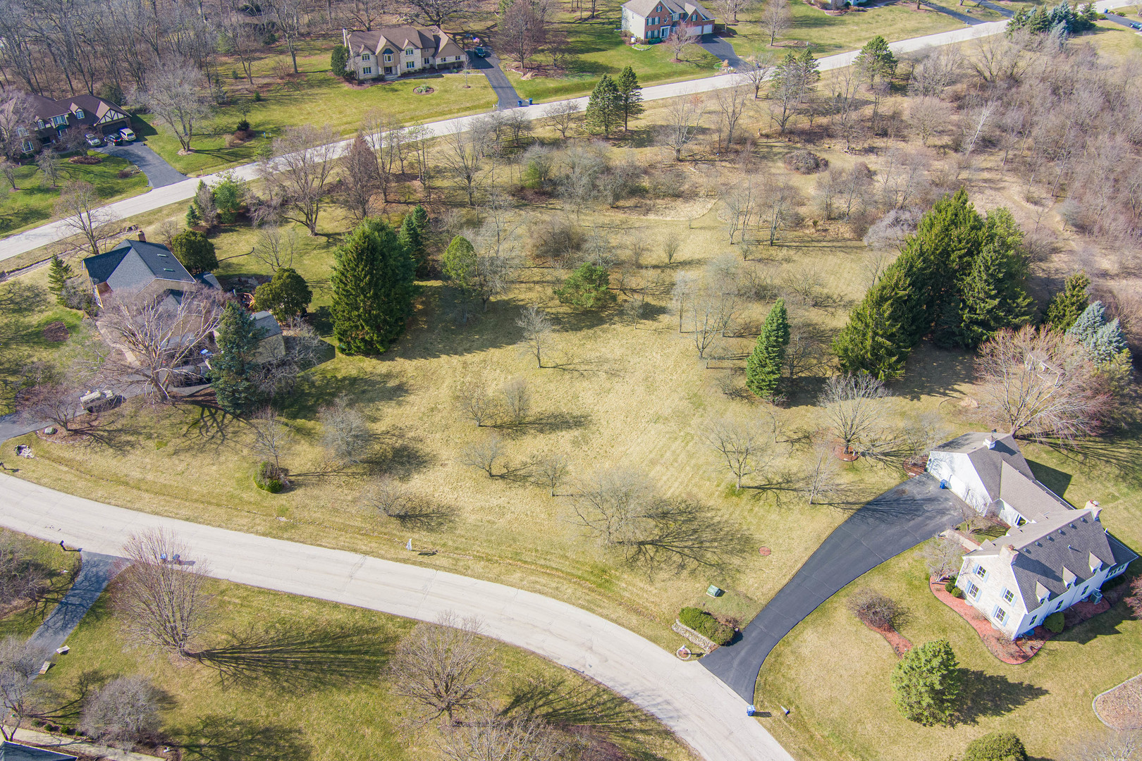 39W900 Prunetree Lane