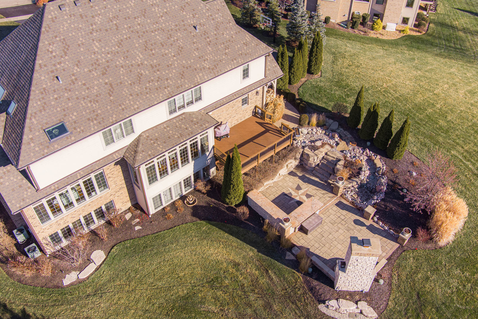 39W161 Longmeadow Lane