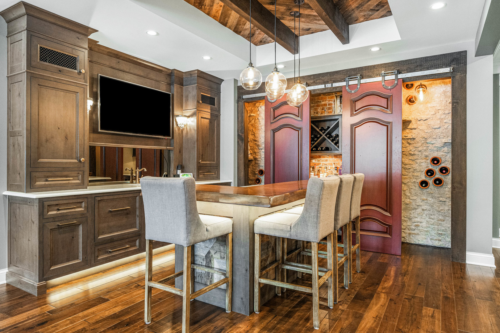 39W161 Longmeadow Lane