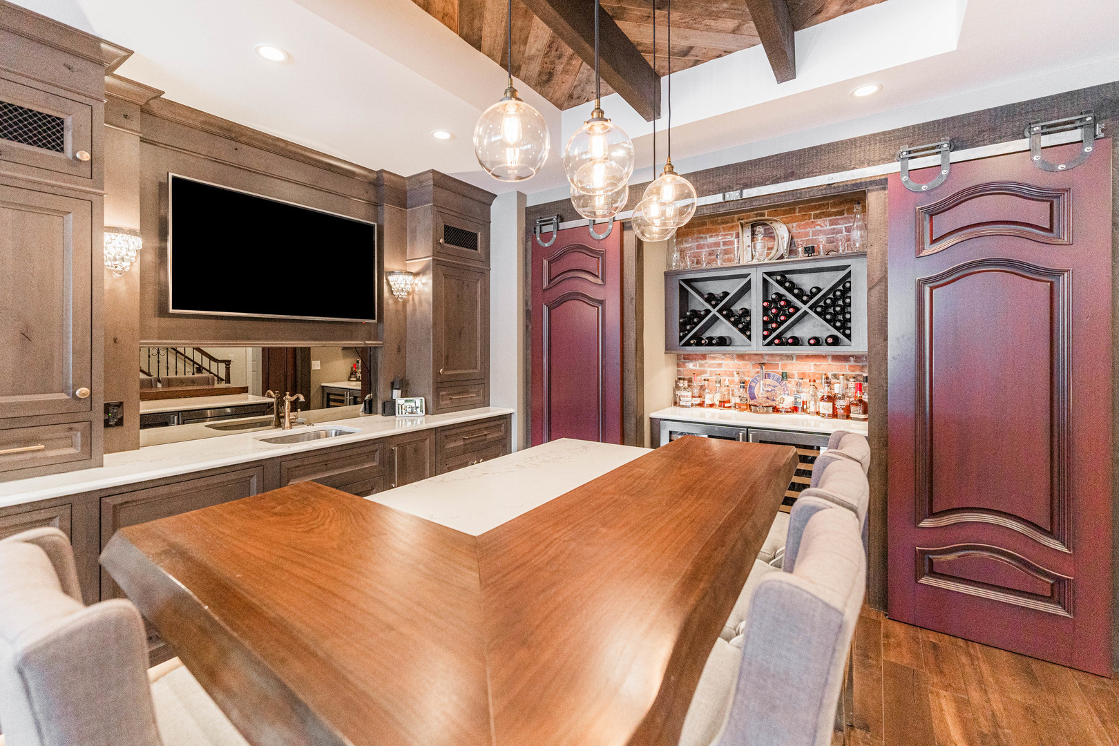 39W161 Longmeadow Lane