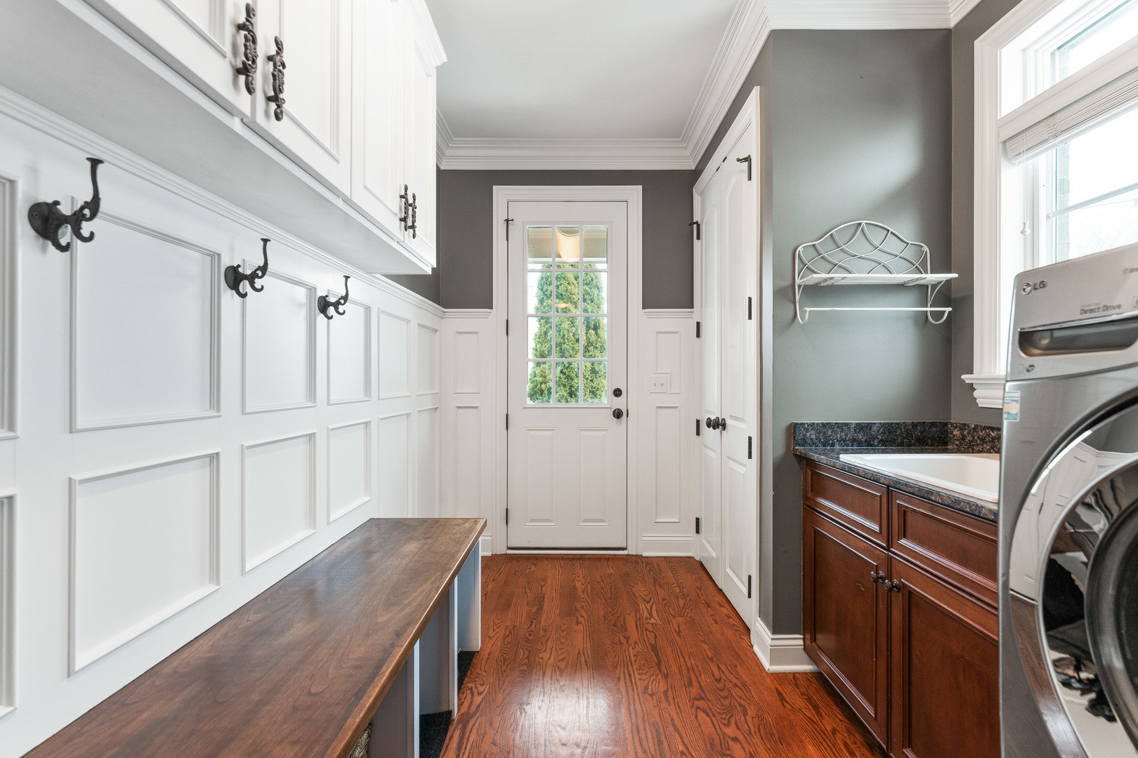 39W161 Longmeadow Lane