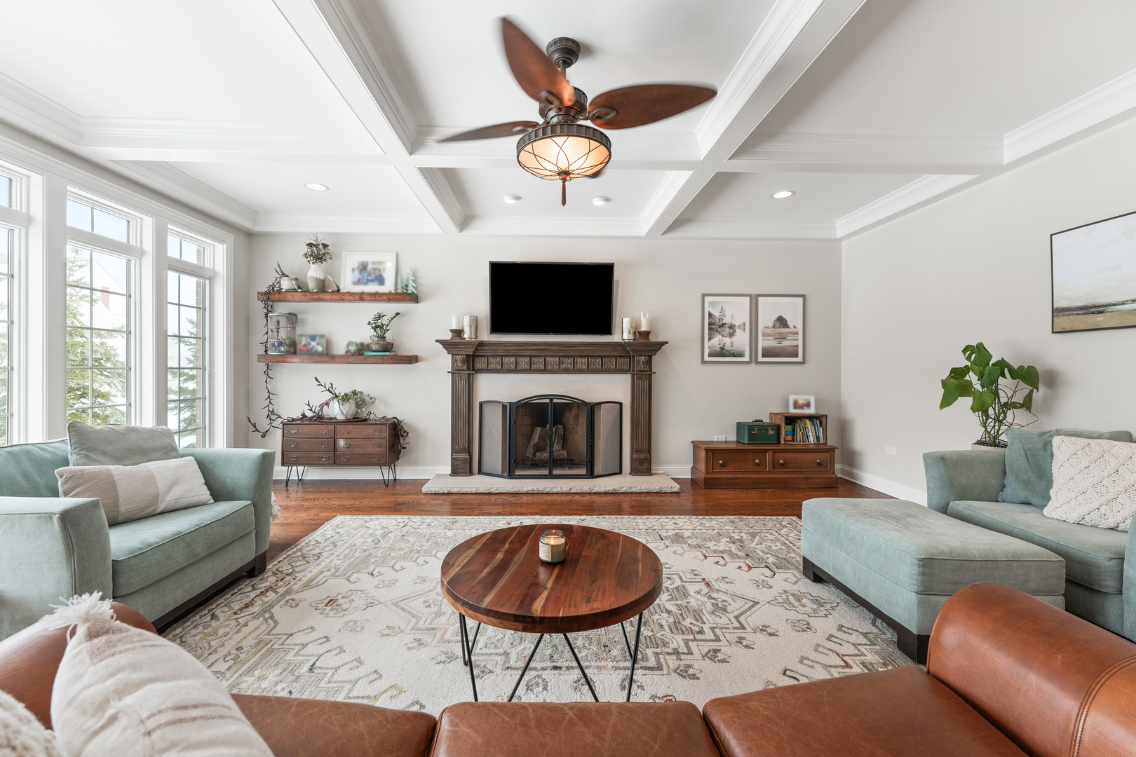 39W161 Longmeadow Lane