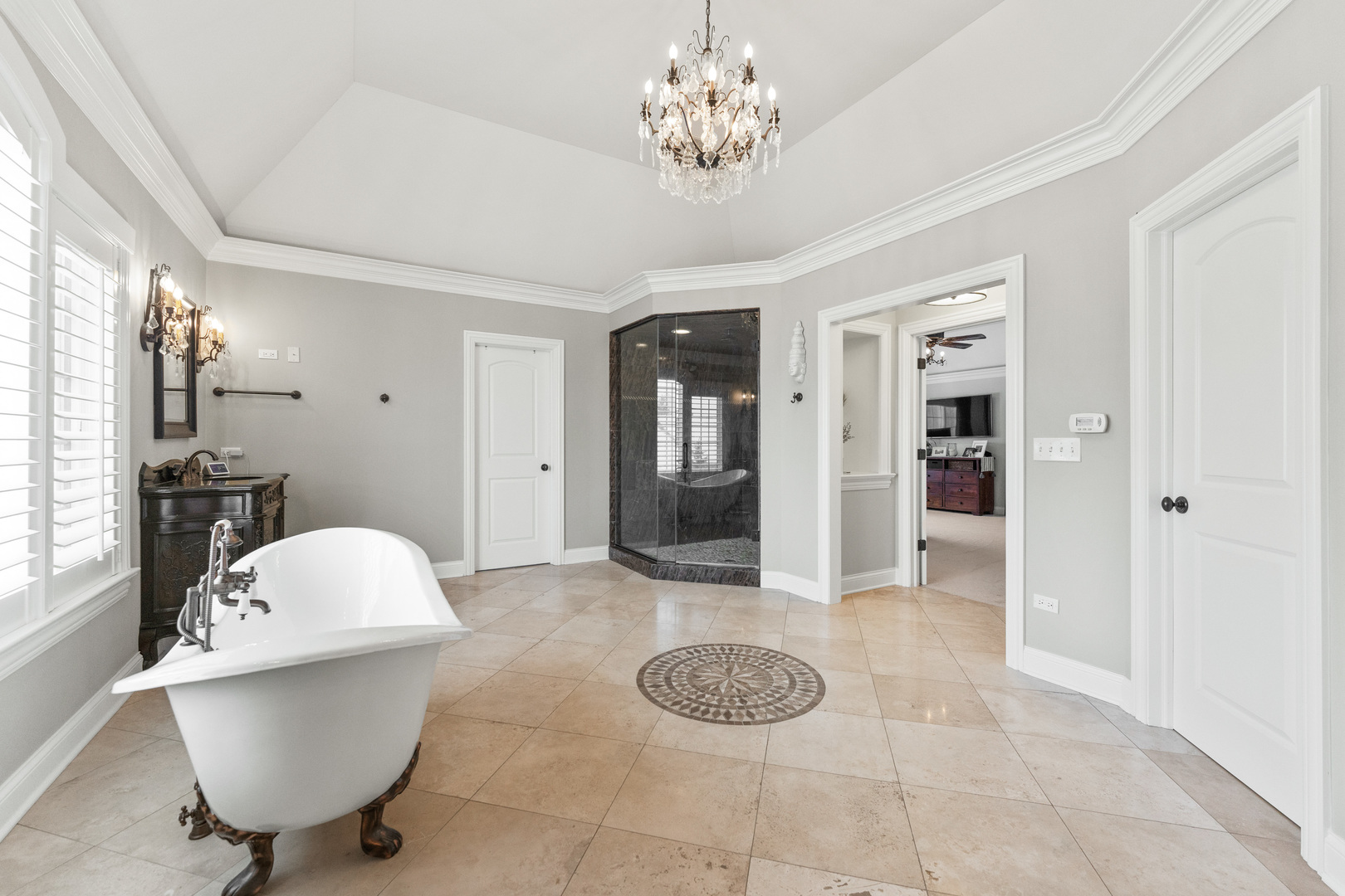 39W161 Longmeadow Lane