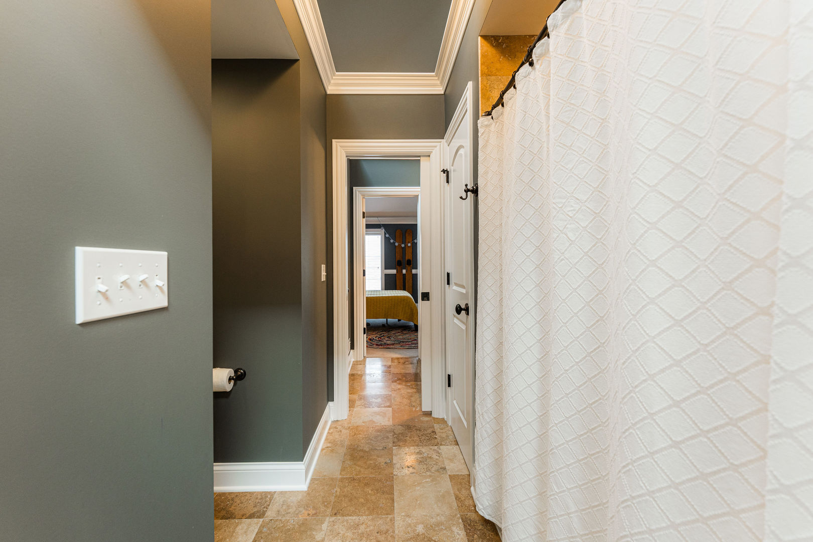 39W161 Longmeadow Lane