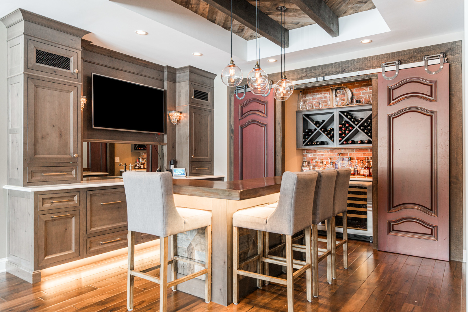 39W161 Longmeadow Lane