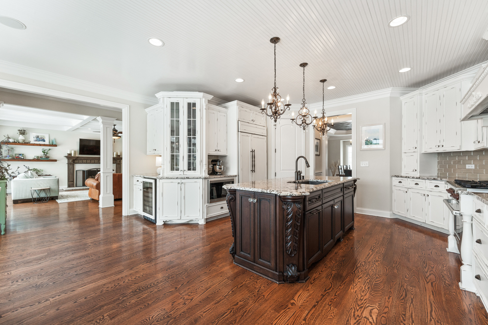 39W161 Longmeadow Lane