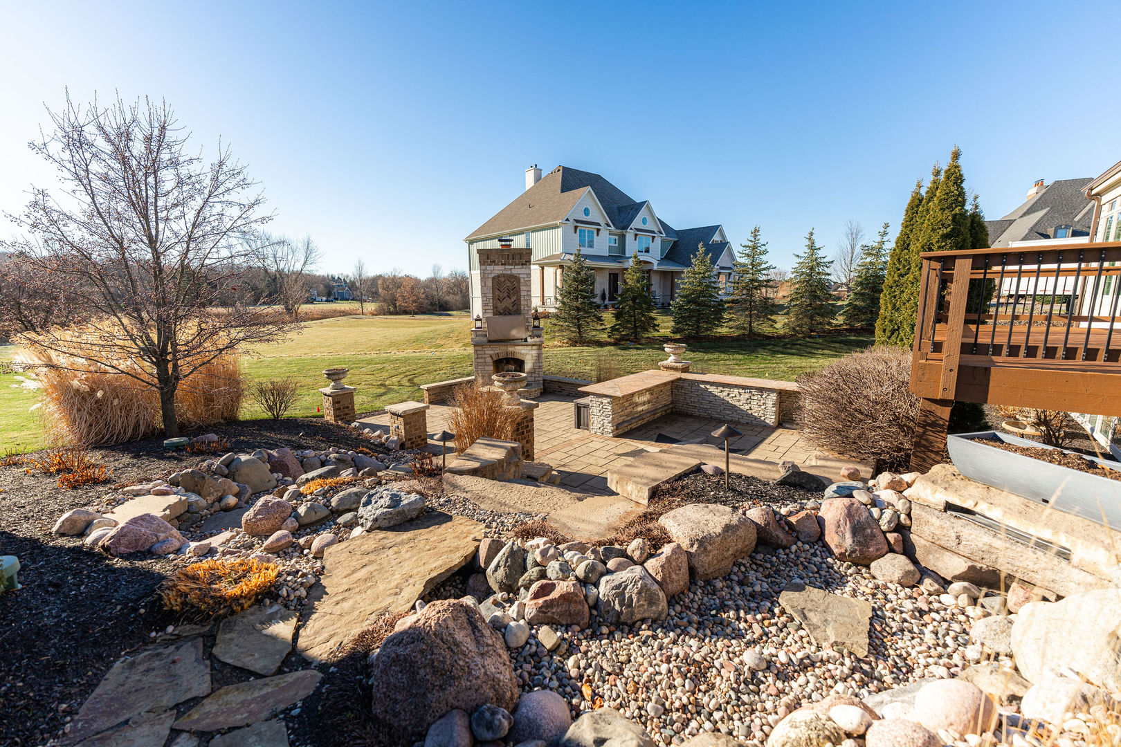 39W161 Longmeadow Lane