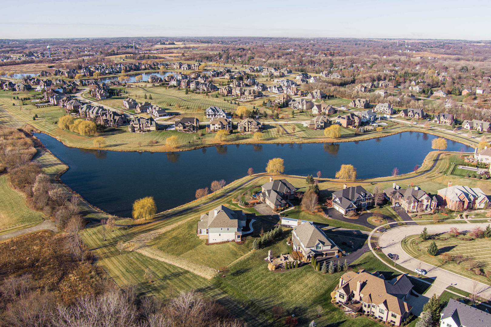 39W161 Longmeadow Lane