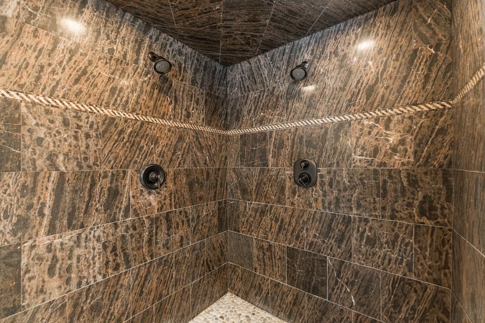 39W161 Longmeadow Lane