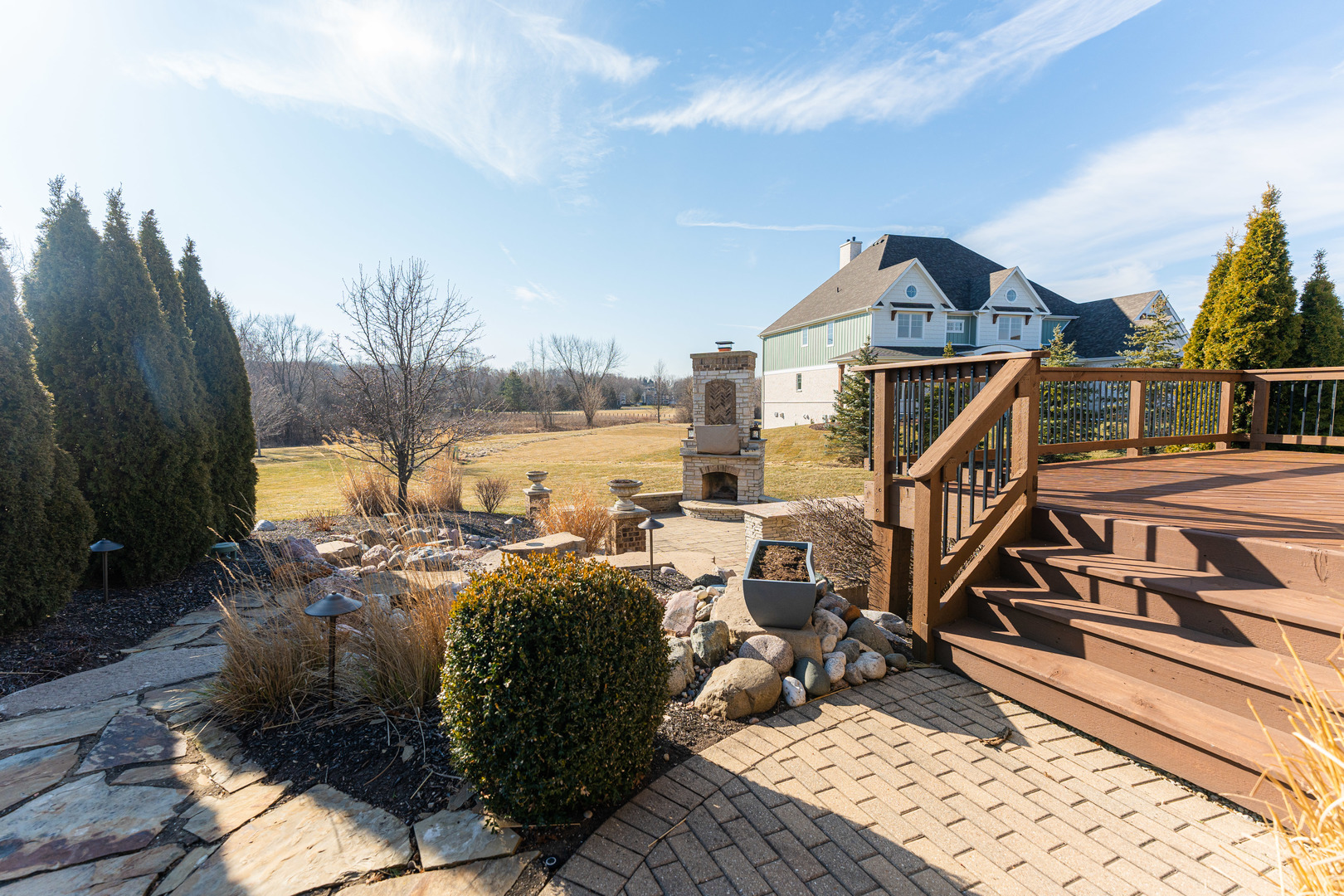 39W161 Longmeadow Lane