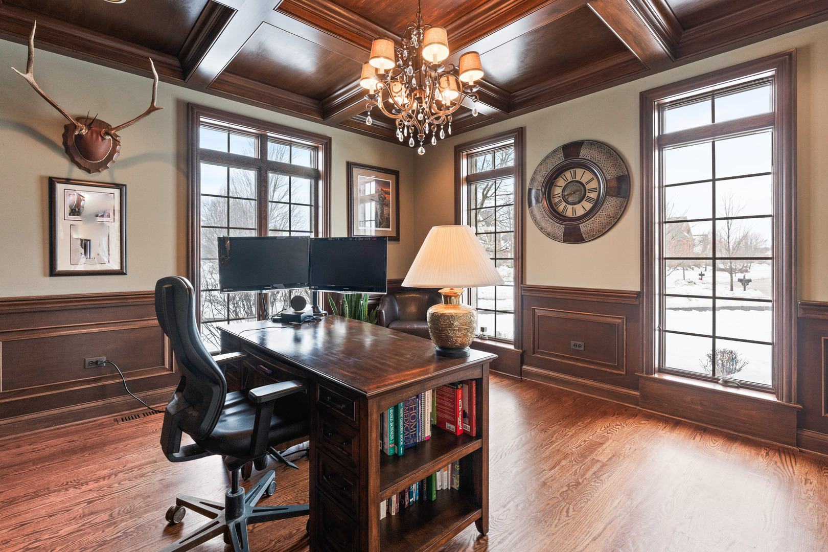 39W161 Longmeadow Lane