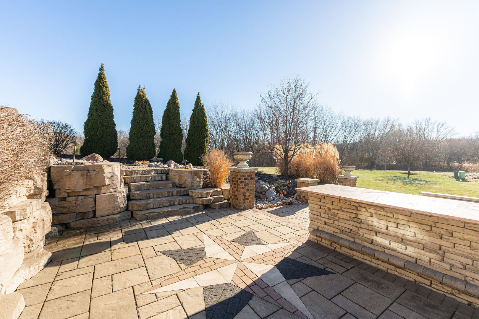 39W161 Longmeadow Lane