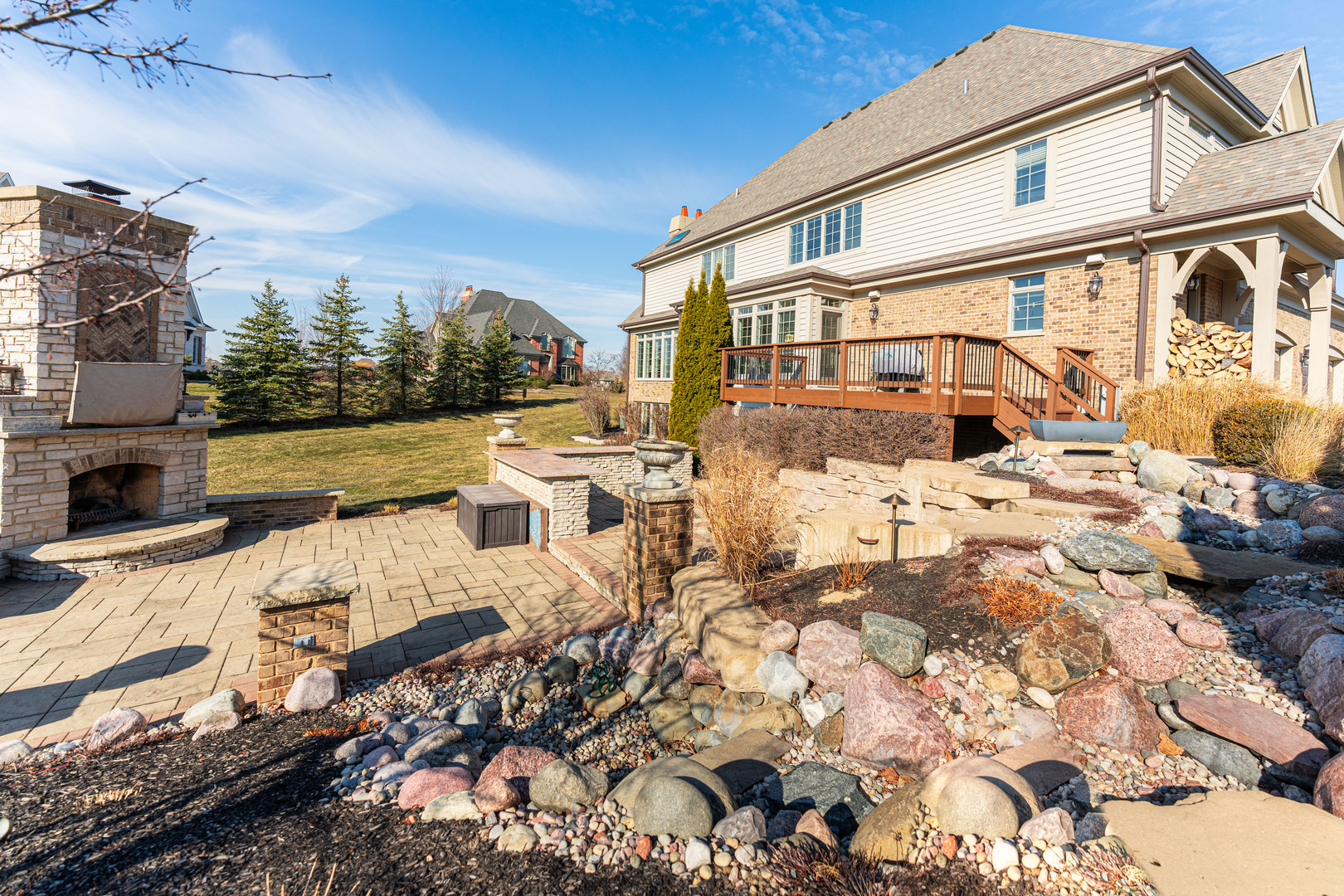 39W161 Longmeadow Lane