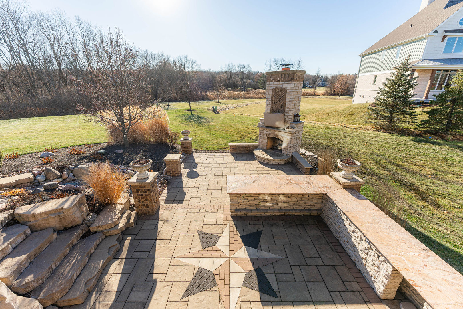 39W161 Longmeadow Lane