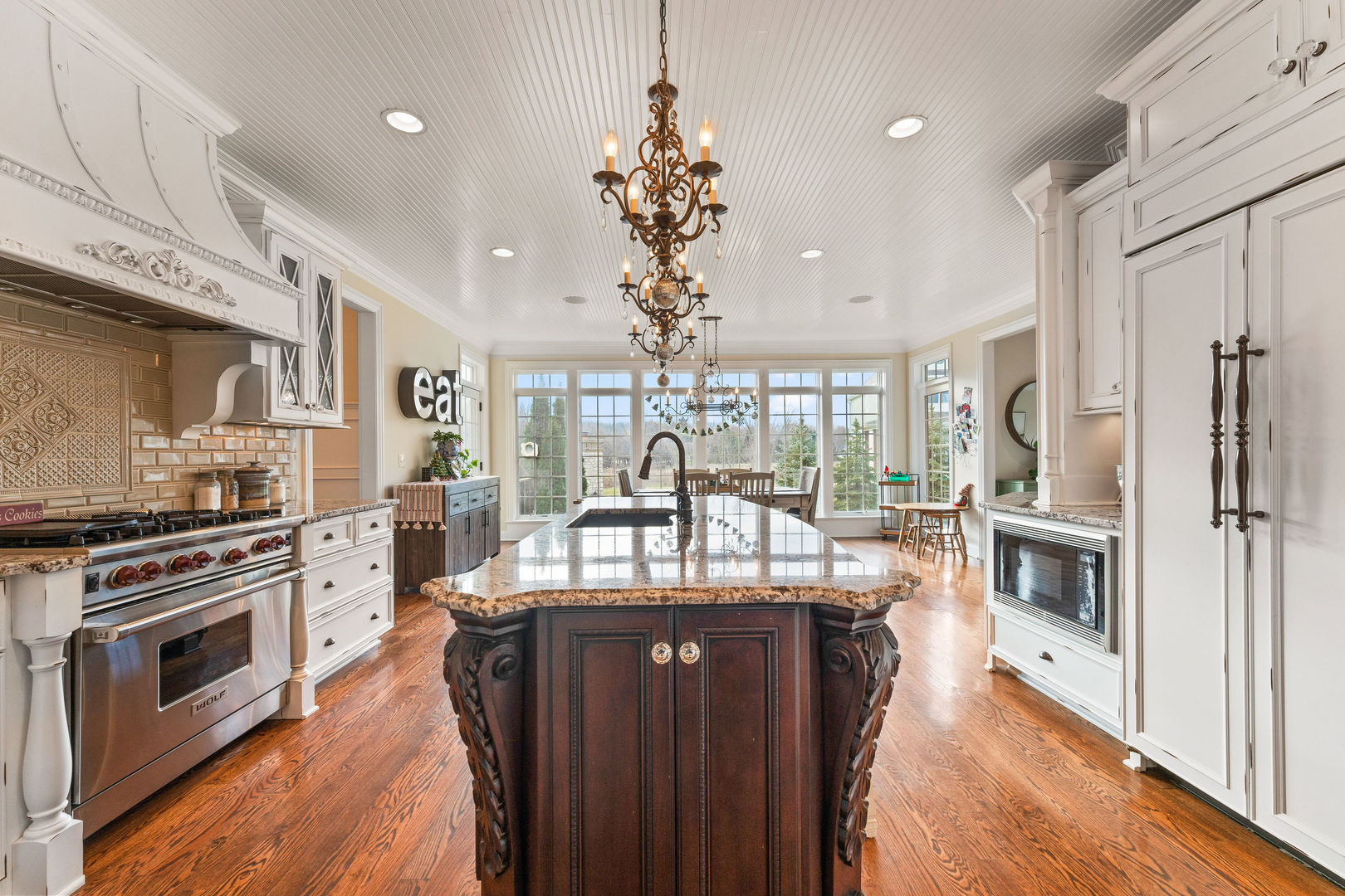 39W161 Longmeadow Lane