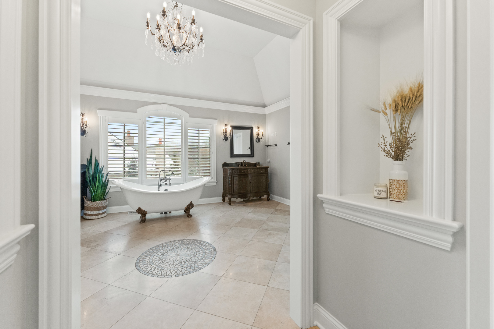 39W161 Longmeadow Lane