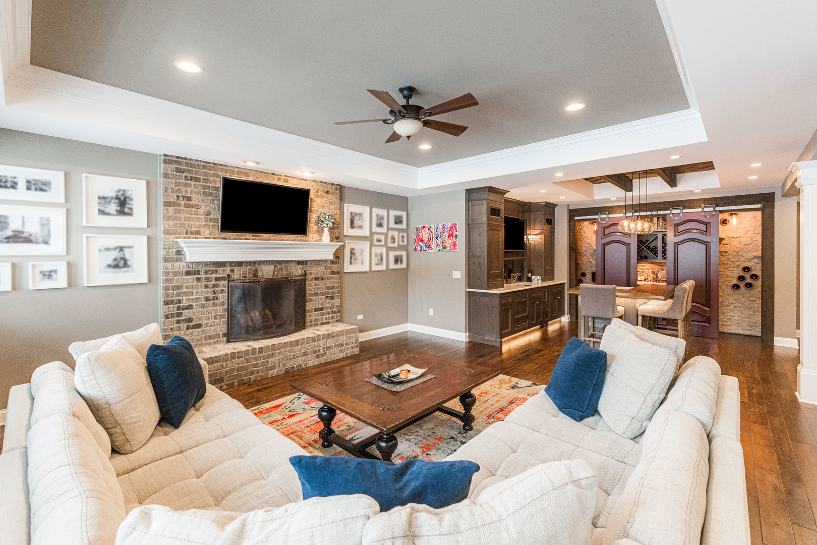 39W161 Longmeadow Lane