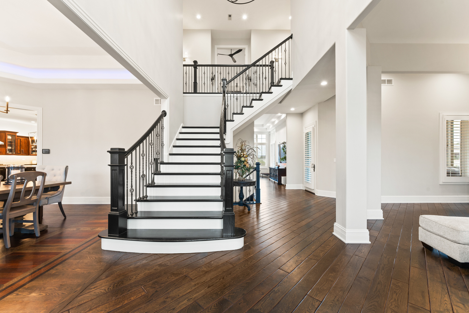 39W220 Longmeadow Lane