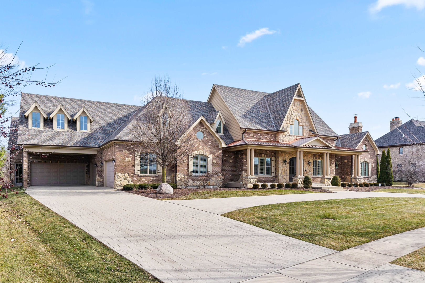 39W220 Longmeadow Lane