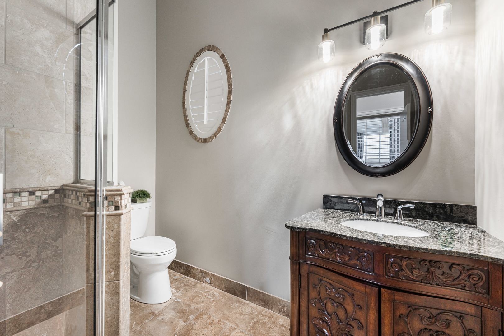 39W220 Longmeadow Lane