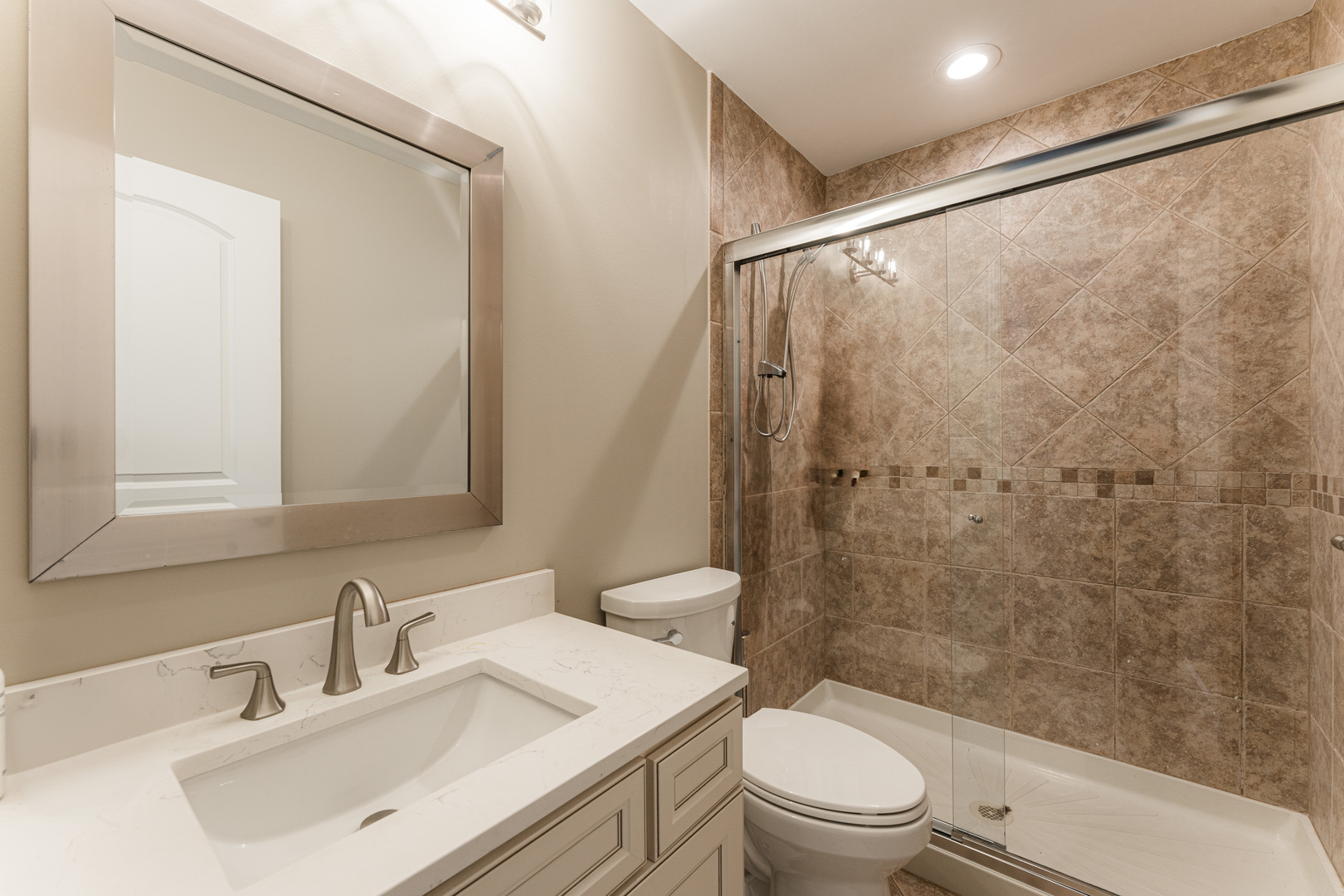 39W220 Longmeadow Lane