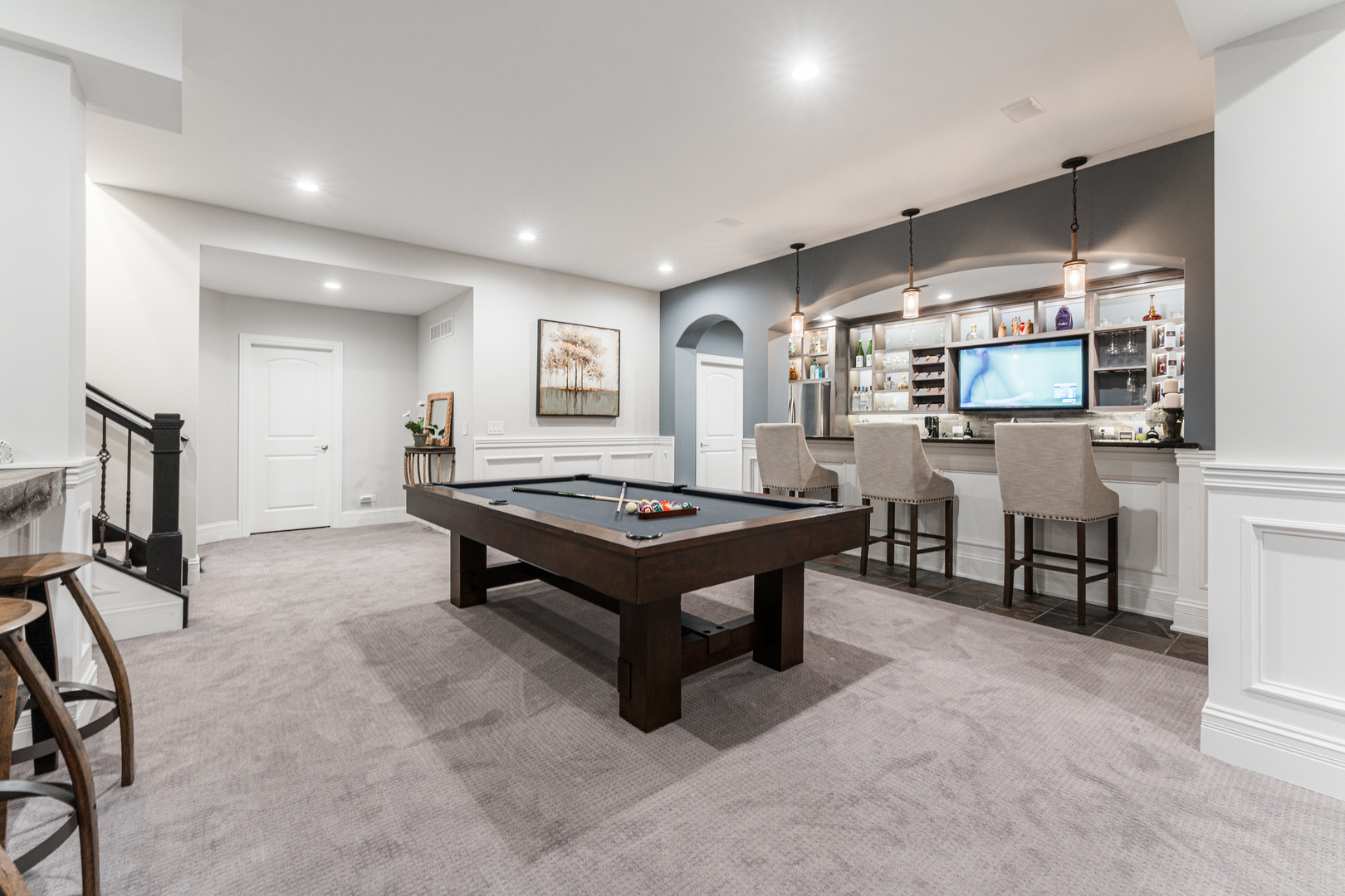 39W220 Longmeadow Lane