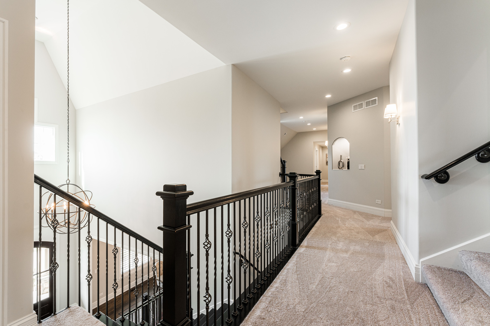 39W220 Longmeadow Lane