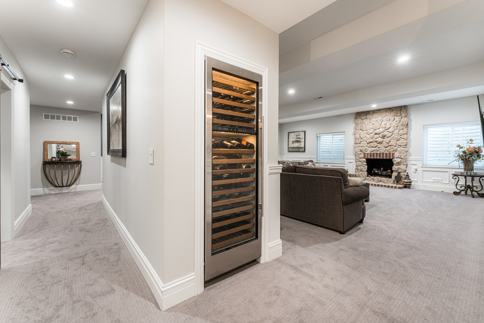 39W220 Longmeadow Lane