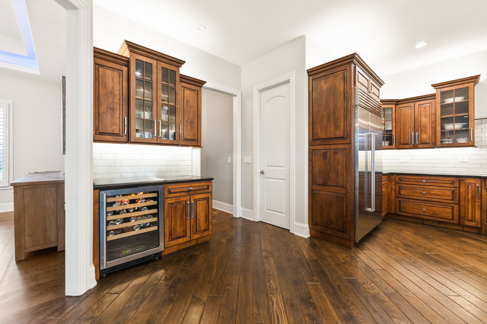 39W220 Longmeadow Lane