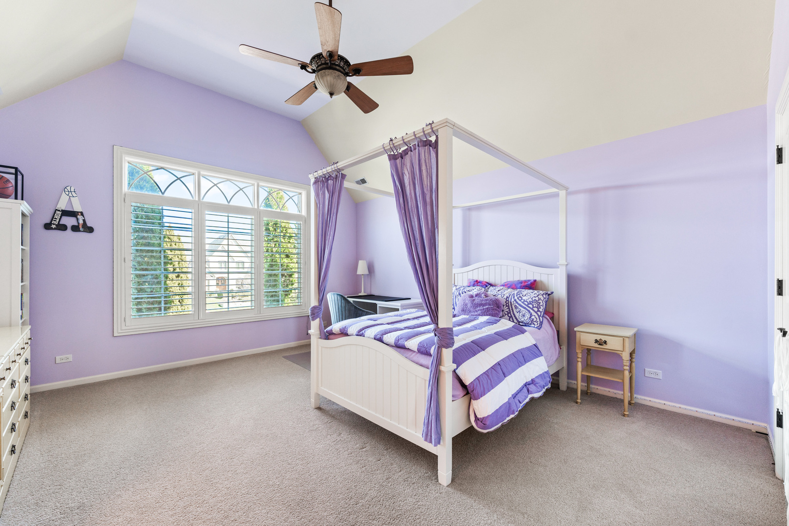 5N242 Prairie Lakes Boulevard