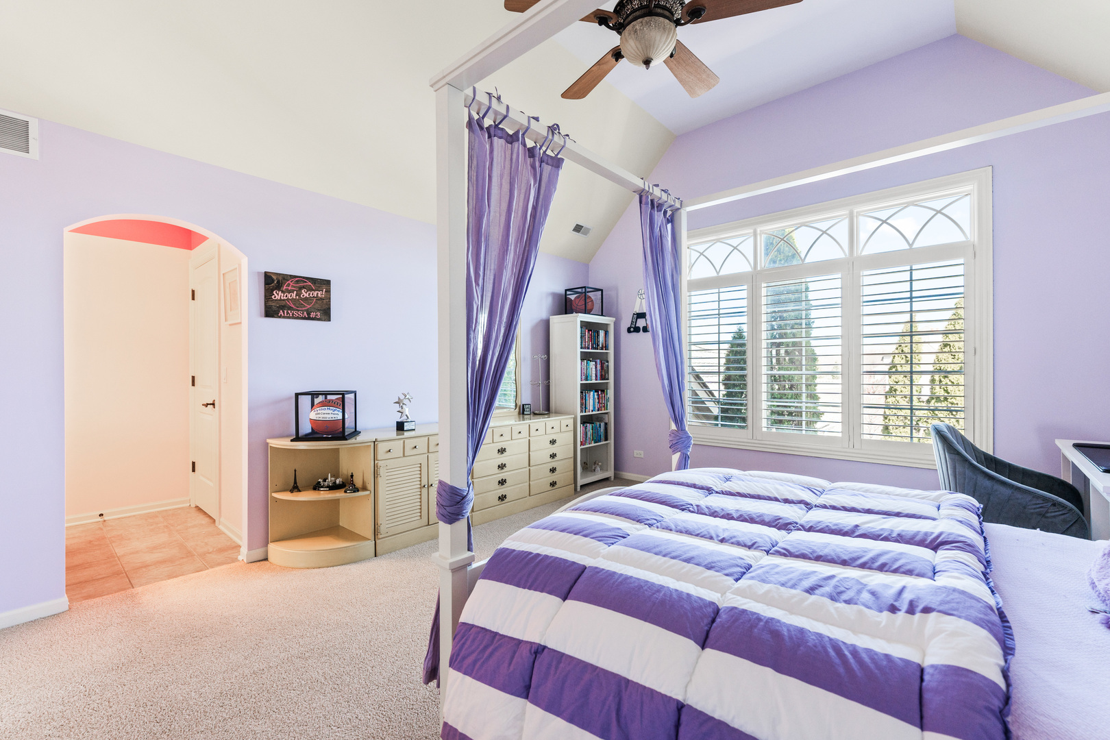 5N242 Prairie Lakes Boulevard