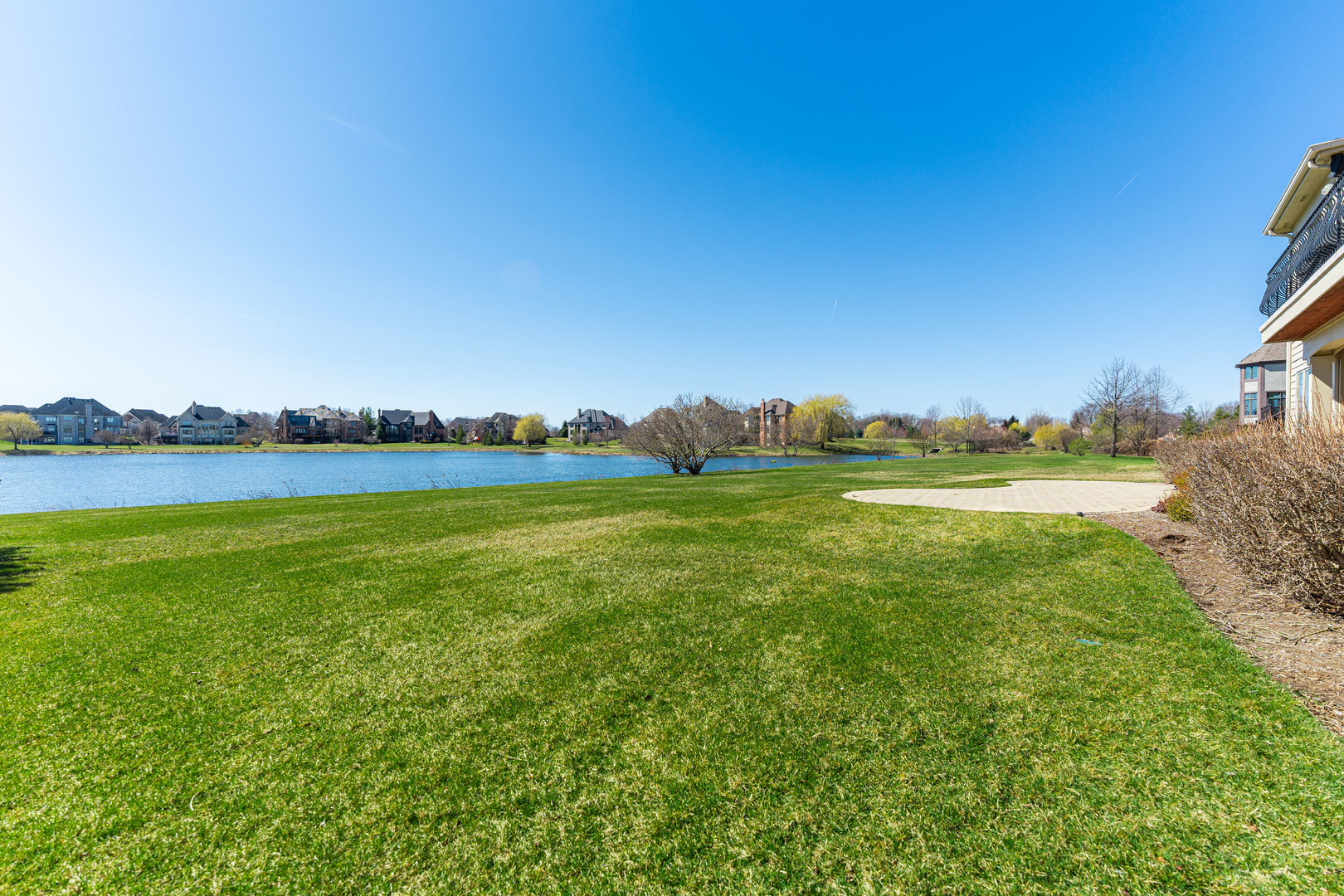 5N242 Prairie Lakes Boulevard