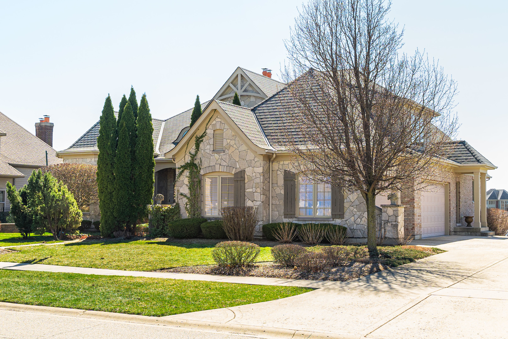 5N242 Prairie Lakes Boulevard