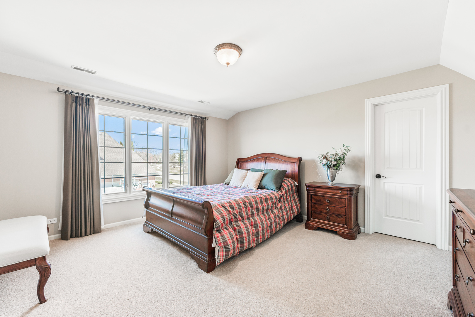 5N242 Prairie Lakes Boulevard