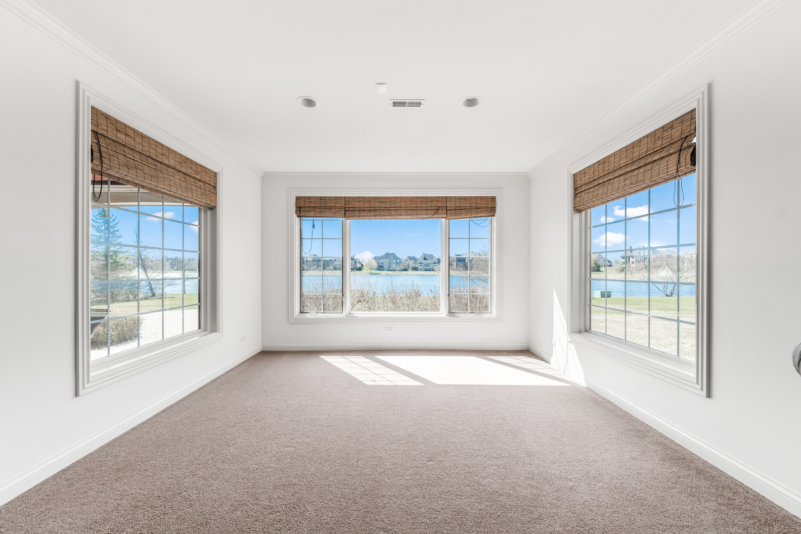 5N242 Prairie Lakes Boulevard