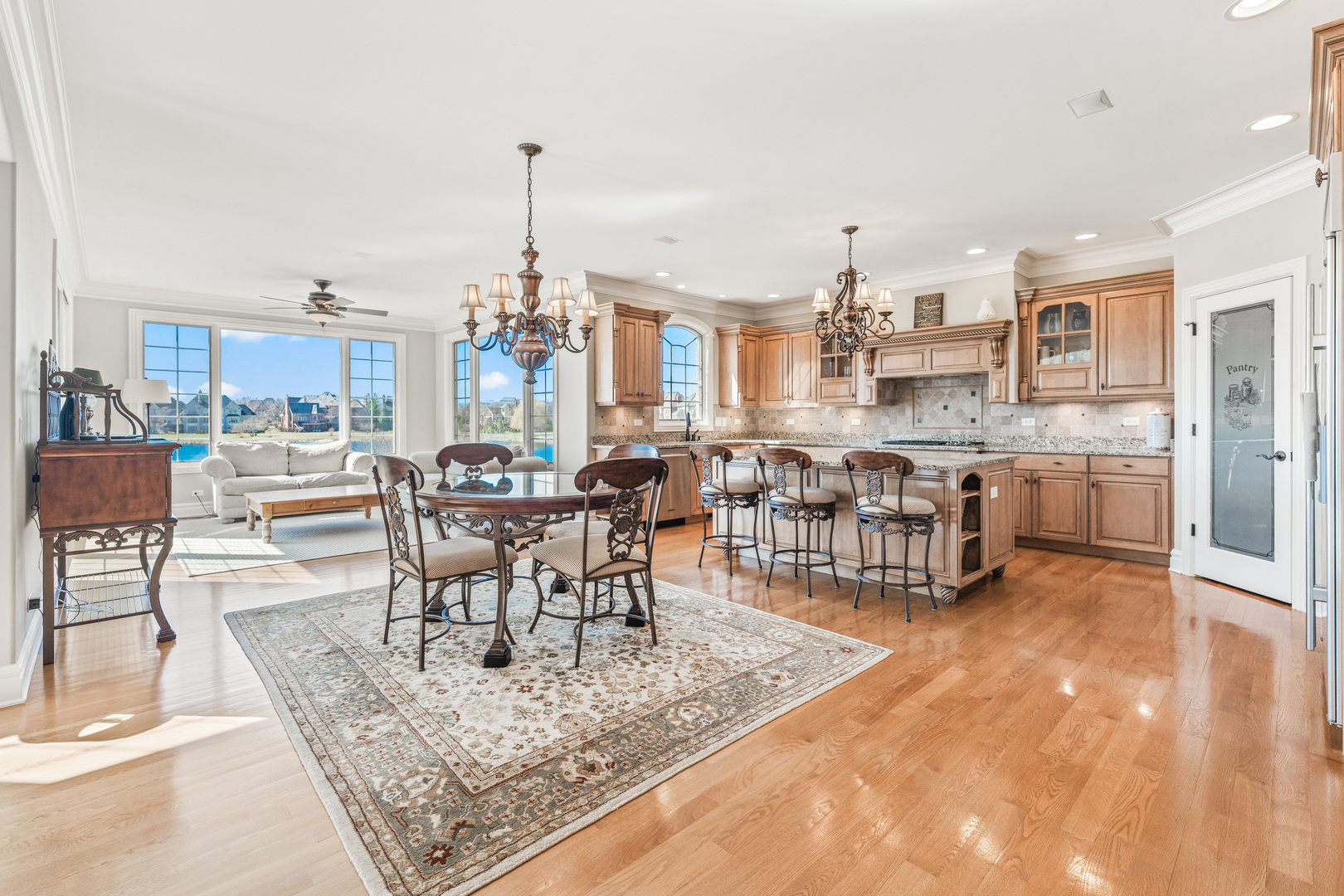 5N242 Prairie Lakes Boulevard