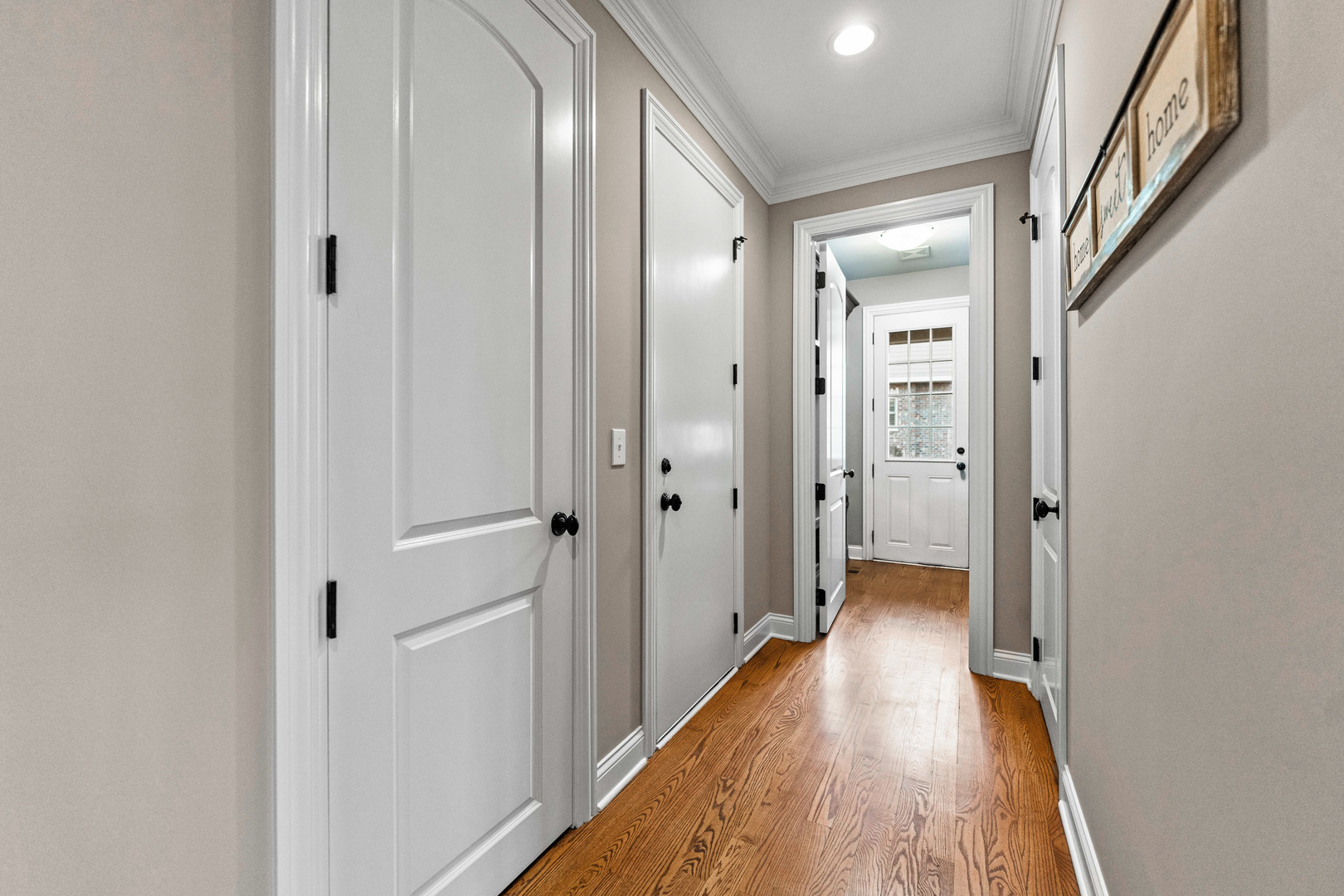 39W622 Henry David Thoreau Place